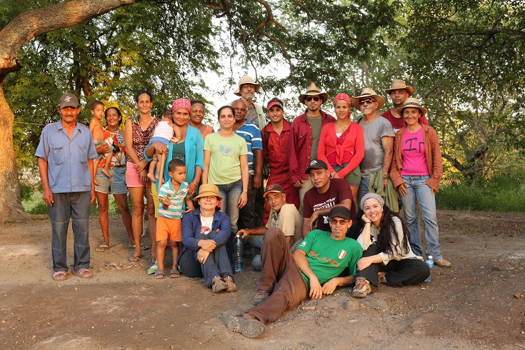 Playa Del Mango Team Excavation