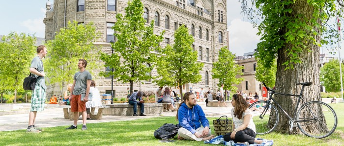 Green Space in front of Wesley Hall with students