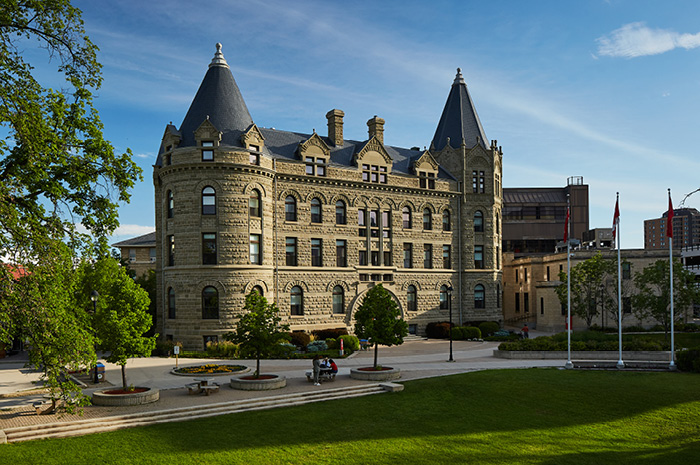 university of winnipeg campus tour