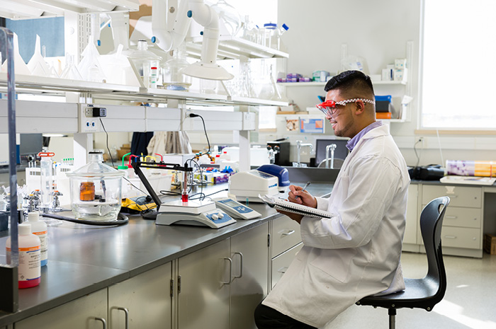 Richardson College  state-of-the-art chemistry lab.