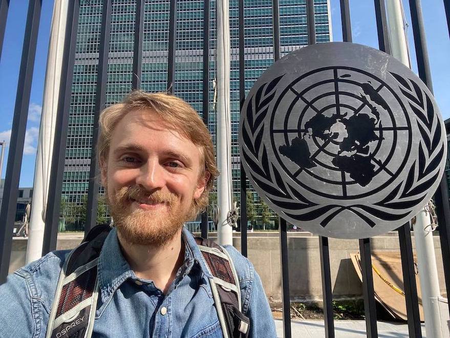Stephen's picture in front of the UN, NYC