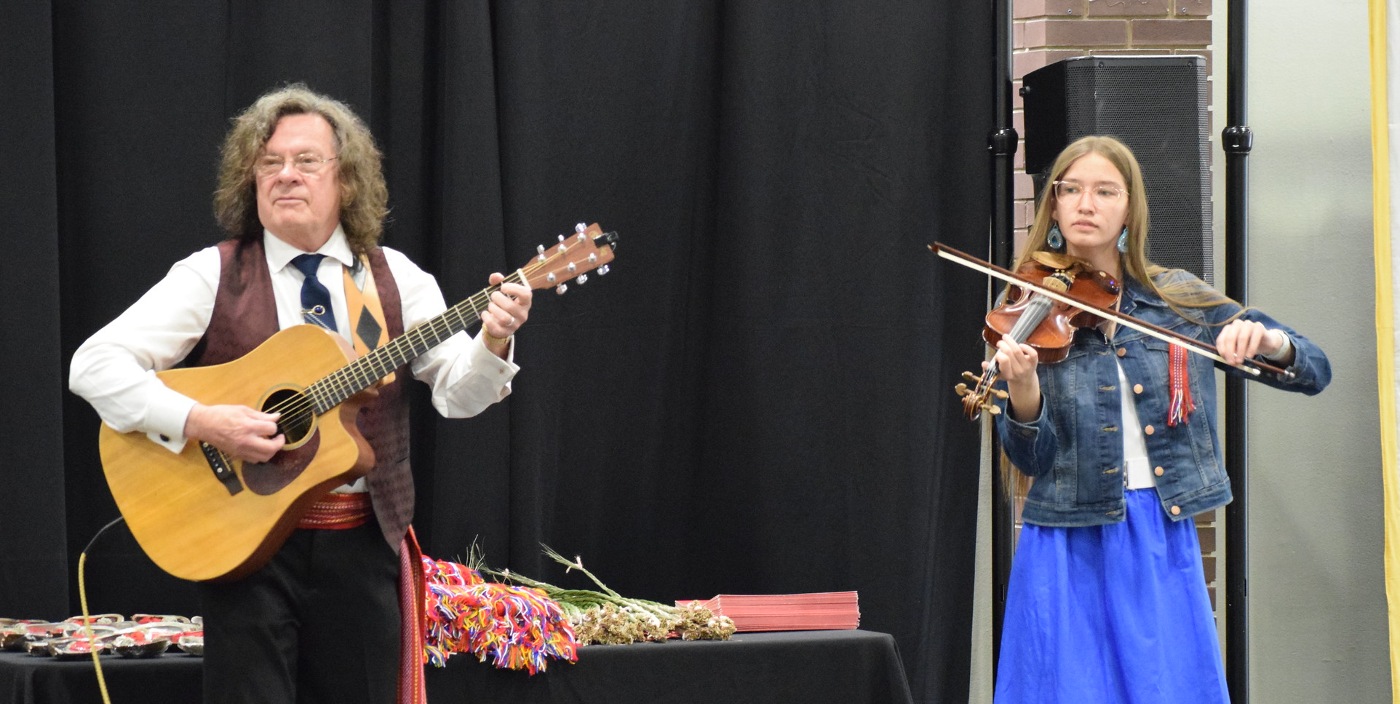 Metis music group honouring Indigenous graduates through song