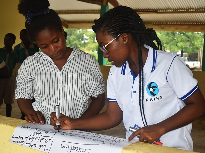 Gloria doing an evaluation exercise