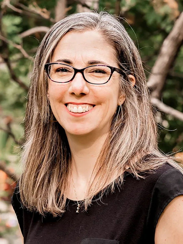 Headshot of Stephanie Bugden
