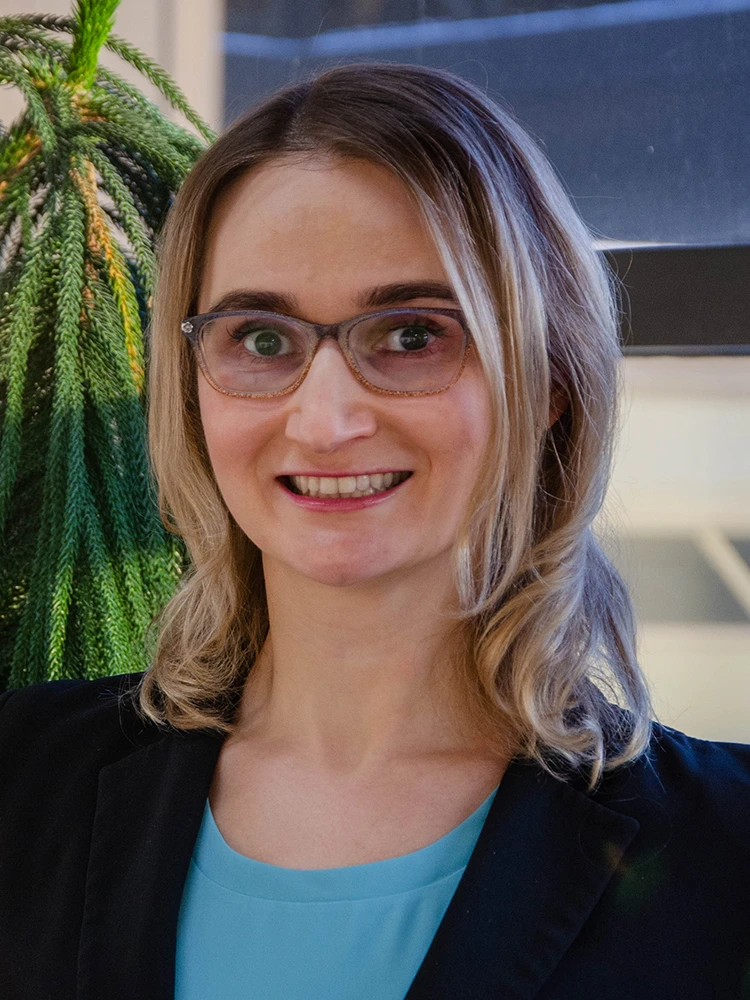 Headshot of Olya Byrksina