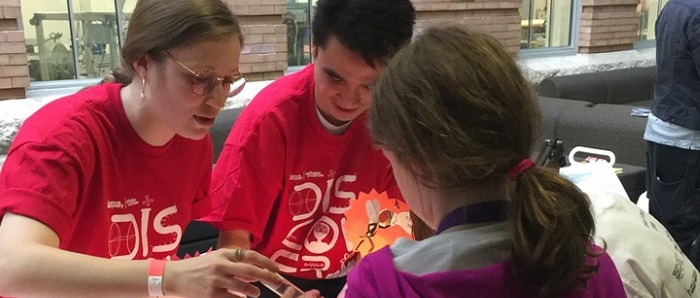 volunteers work at Science Rendezvous